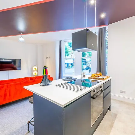 Modern Silverstone With Free Parking By Prescott Apartament