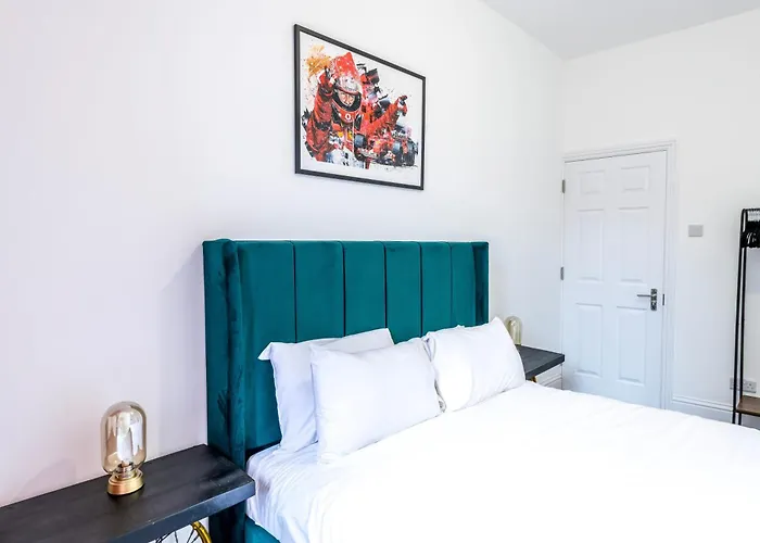 Luxury Silverstone With Free Parking By Prescott *