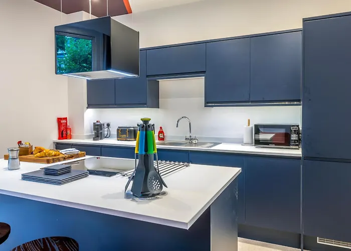 Luxury Silverstone With Free Parking By Prescott Bristol