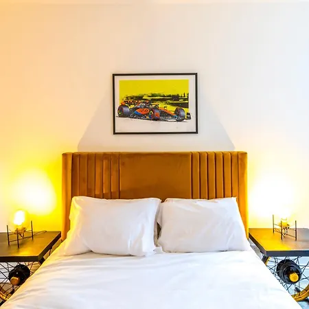 Modern Silverstone With Free Parking By Prescott * Bristol