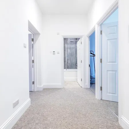 Centralised Silverstone With Free Parking By Prescott Apartments * Bristol