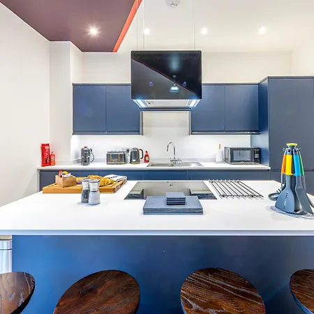 Centralised Silverstone With Free Parking By Prescott Apartments